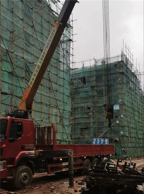 景宁“慢工细活”—— 吊车的 “微动控制” 技术